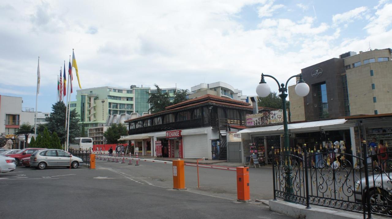 Miramar Front Beach Self Catering Apartments Pantai Sunny Luaran gambar