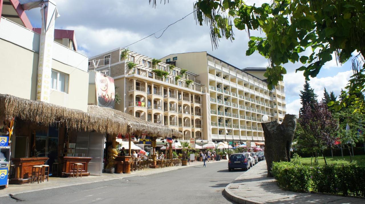 Miramar Front Beach Self Catering Apartments Pantai Sunny Luaran gambar